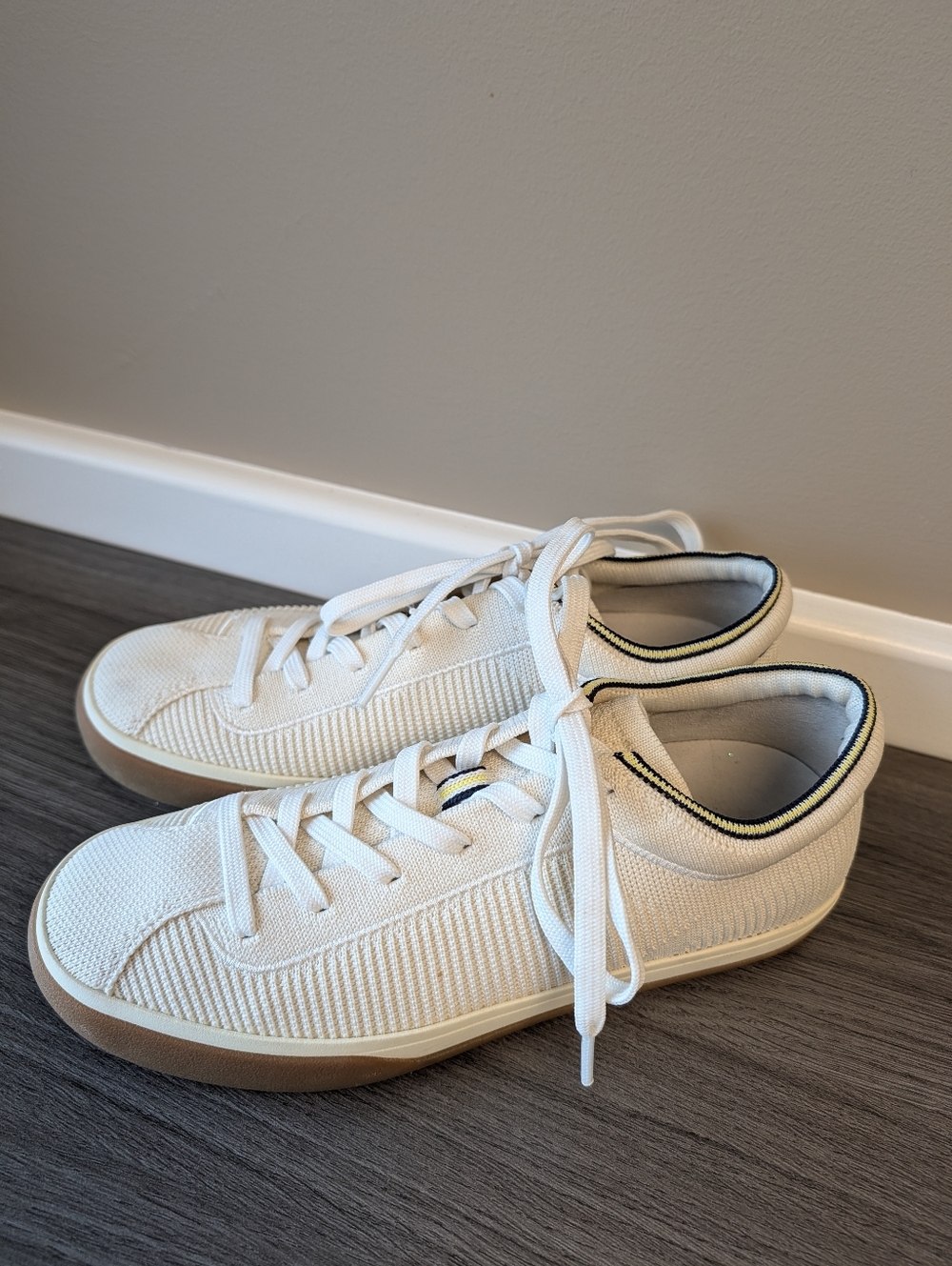 💙NWOB Rothy's The Laceup Low Top Lace  Synthetic Blend Unisex Sneakers, Ivory